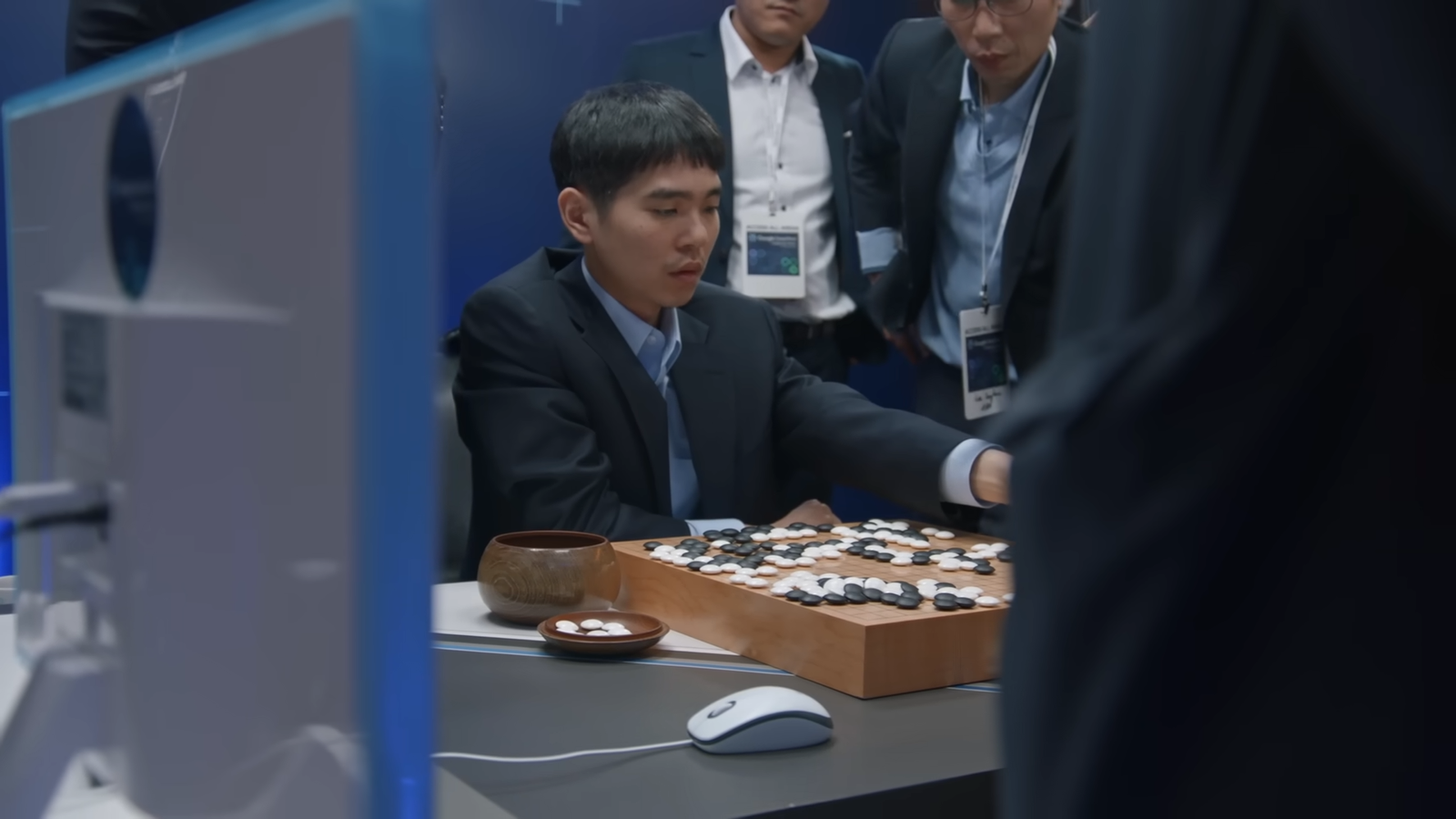 Former Go champion Lee Sedol still seems to be struggling with AI defeat